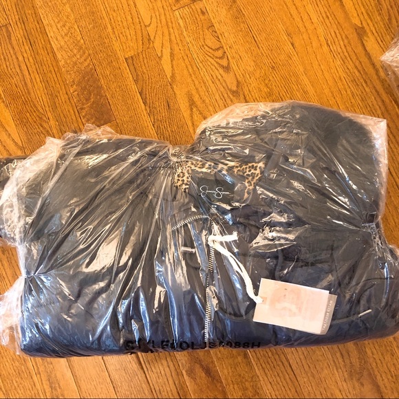 Jessica Simpson Faux Fur Trim Puffer Coat - Picture 4 of 6